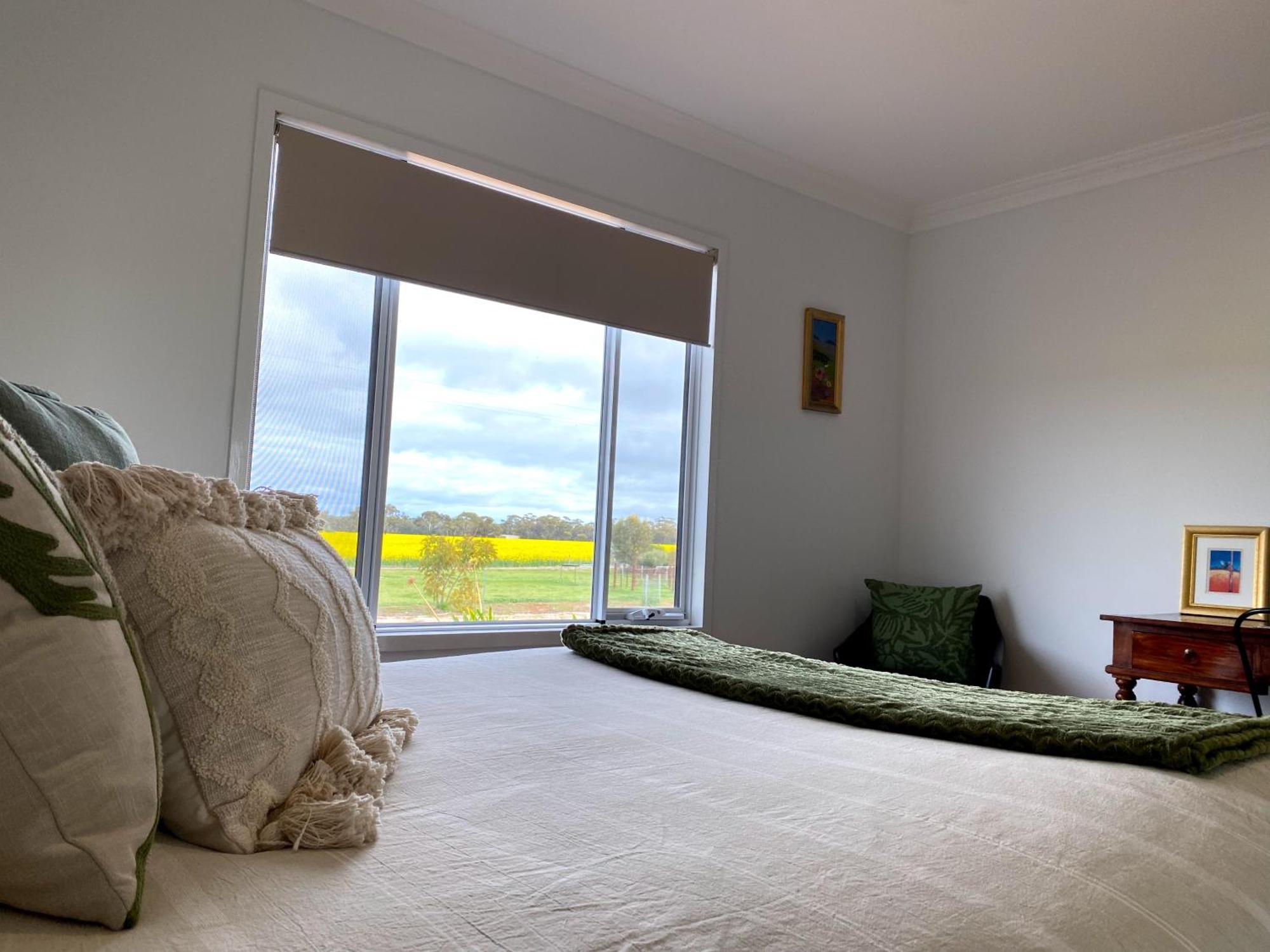 The Mains Guest House 2 Bedroom Farm Stay Corrigin Exteriér fotografie